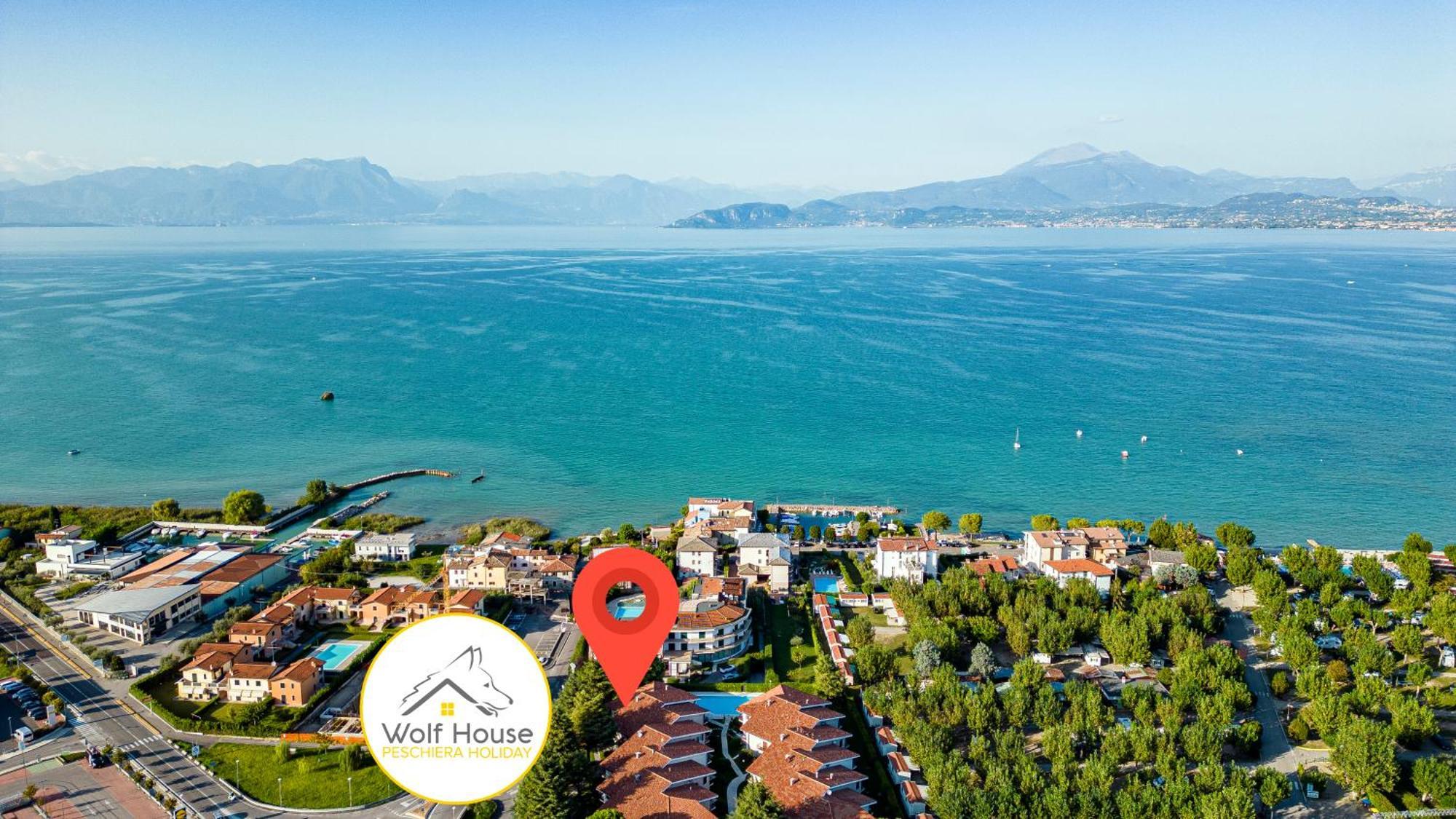 Wolf House - Peschiera Holiday - Jacuzzi Privata Peschiera del Garda Zewnętrze zdjęcie